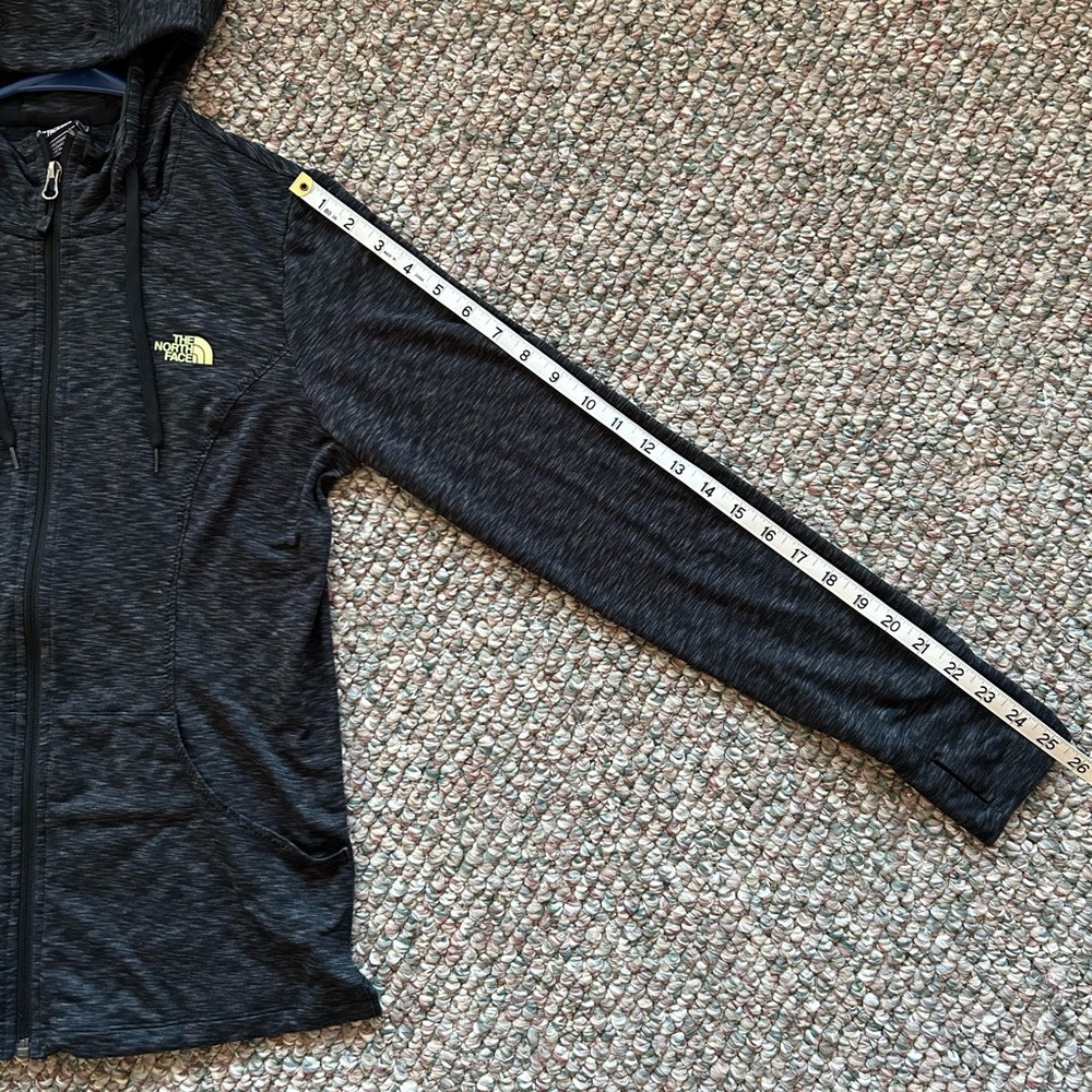 NORTH FACE zip up lightweight hoodie - Picture 7 of 12